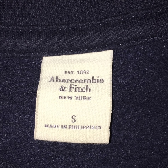 Abercrombie & Fitch Sweatshirt - Picture 2 of 3